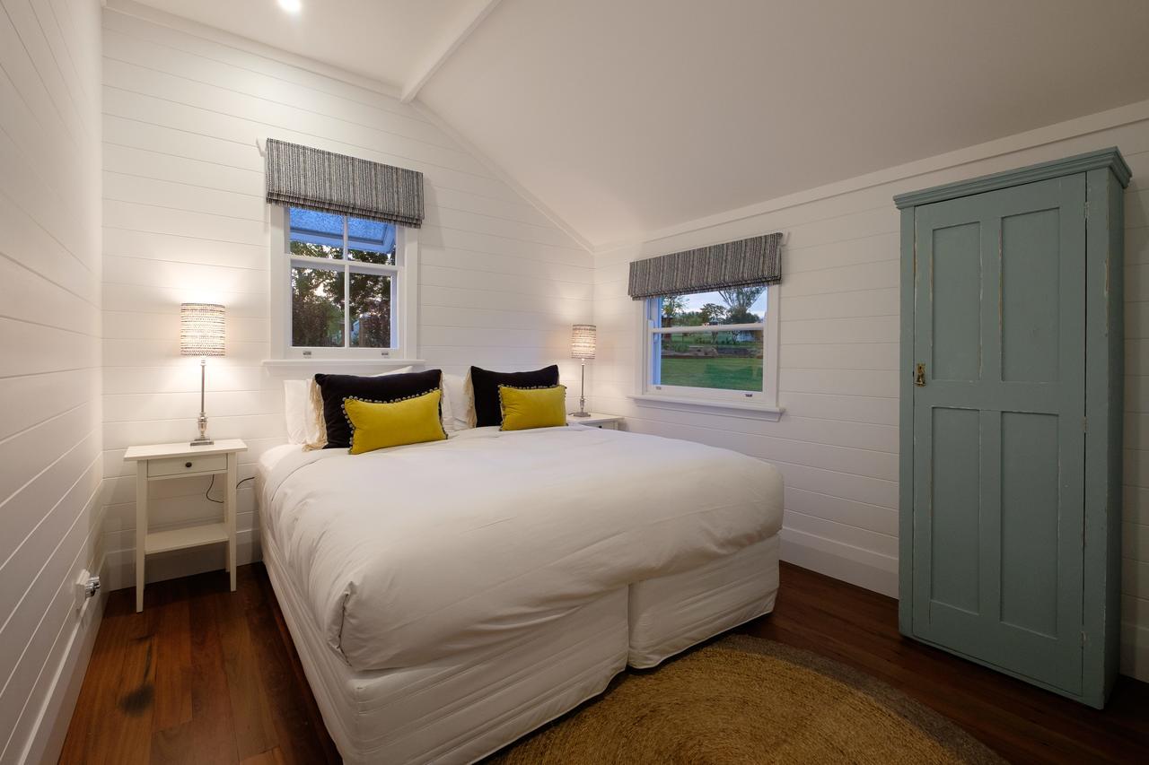 ホテル Goonoo Goonoo Station タムワース エクステリア 写真 A bedroom at the hotel